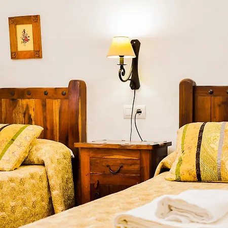 Dehesa Roche Viejo Country house