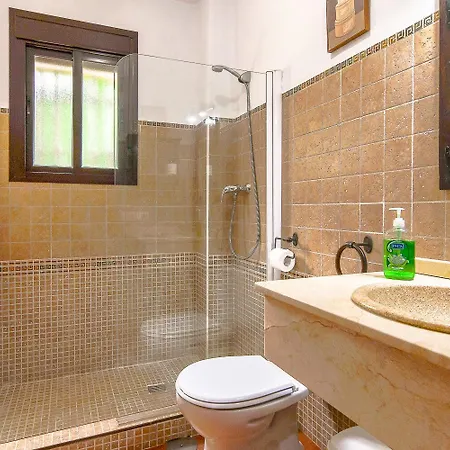 Country house Dehesa Roche Viejo