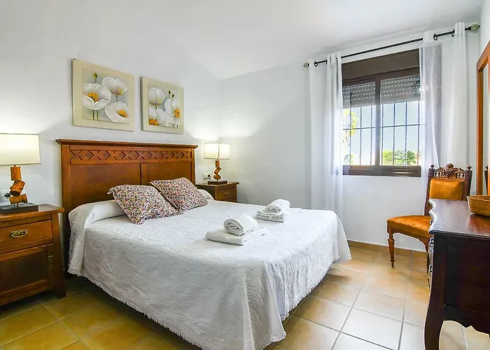 Dehesa Roche Viejo Casa rural *